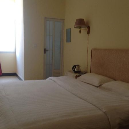 Guandu Guoting Hotel Dabanqiao Екстериор снимка